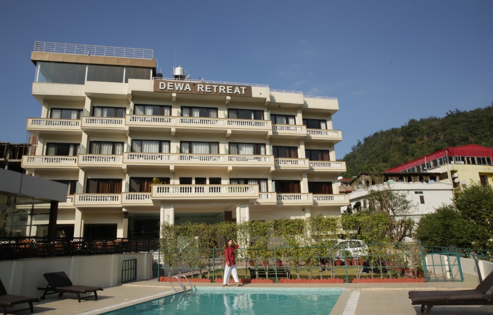 Dewa Retreat Slider 1